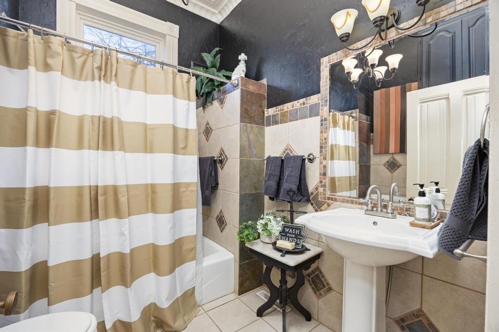816 S Crawford Street — photo 18
