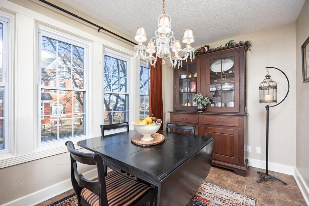 816 S Crawford Street — photo 23