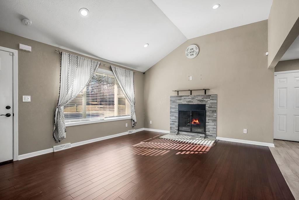 9950 Sloan Avenue — photo 3