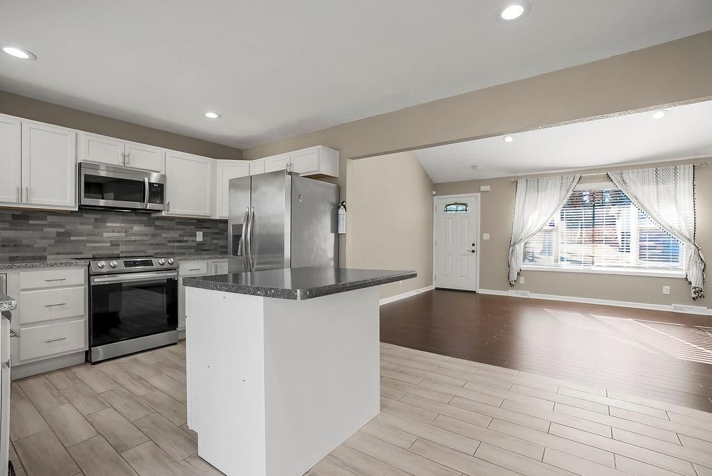 9950 Sloan Avenue — photo 8