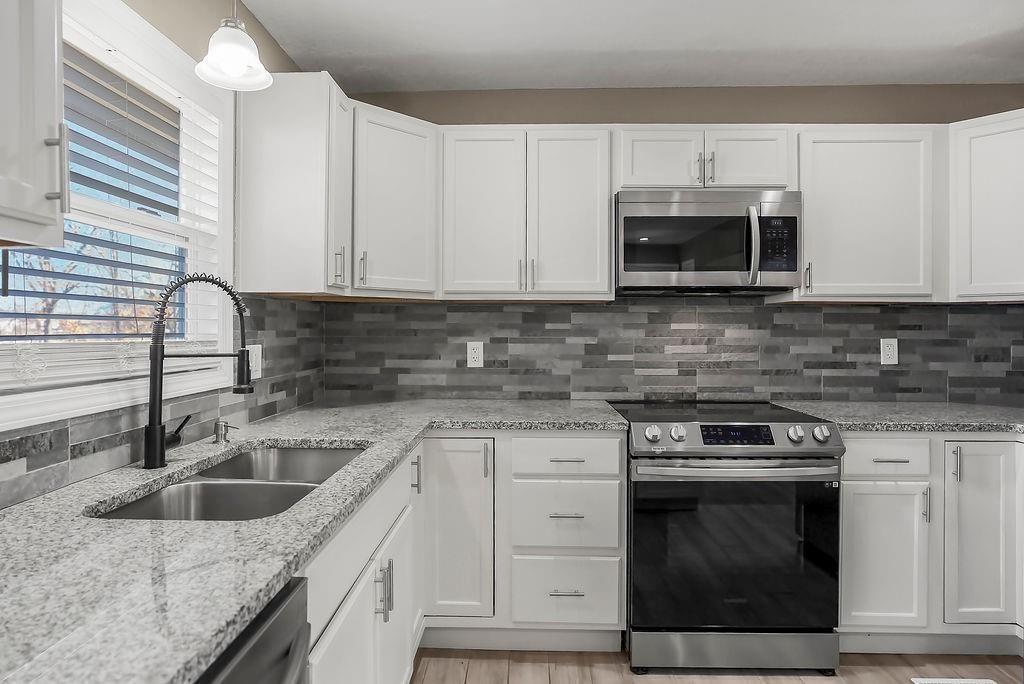 9950 Sloan Avenue — photo 9