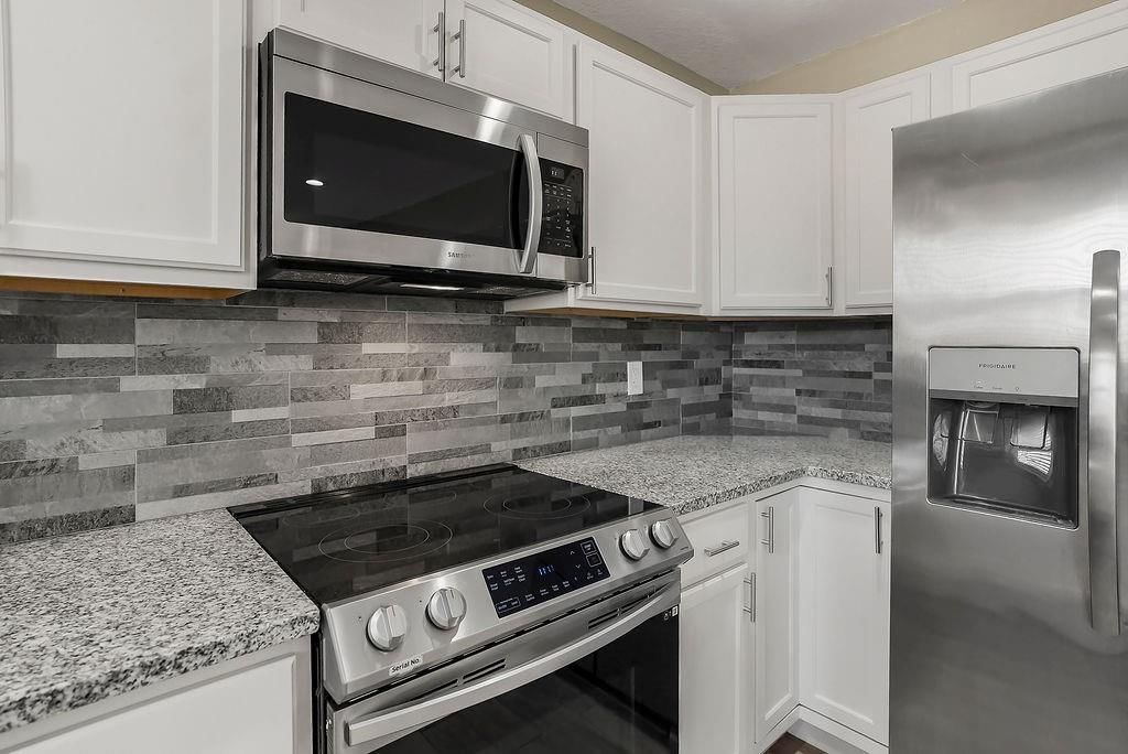 9950 Sloan Avenue — photo 10