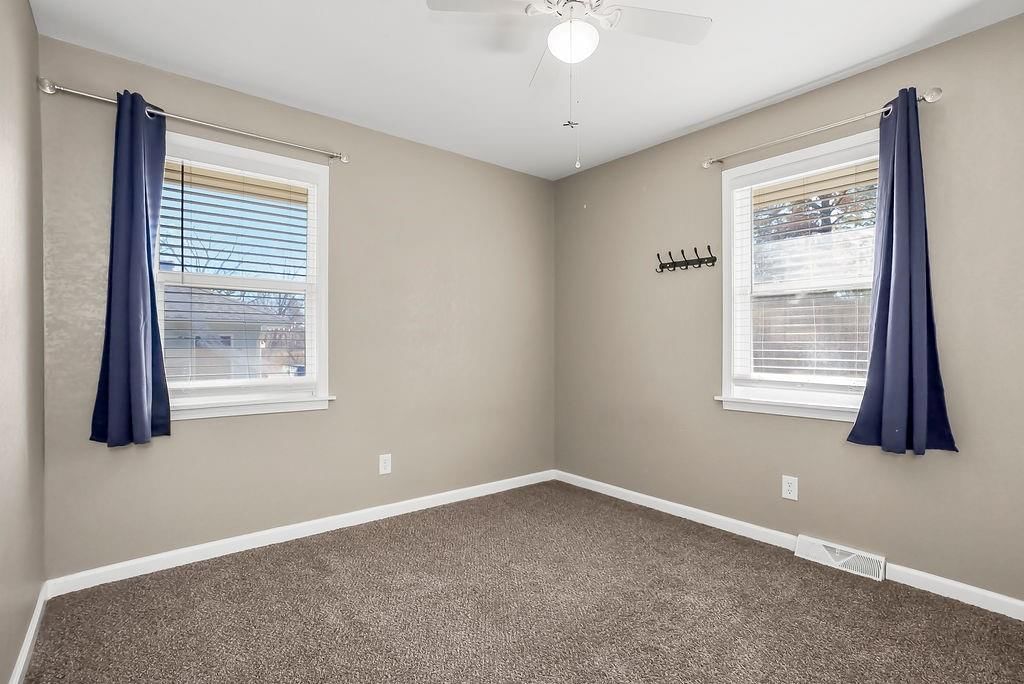 9950 Sloan Avenue — photo 15