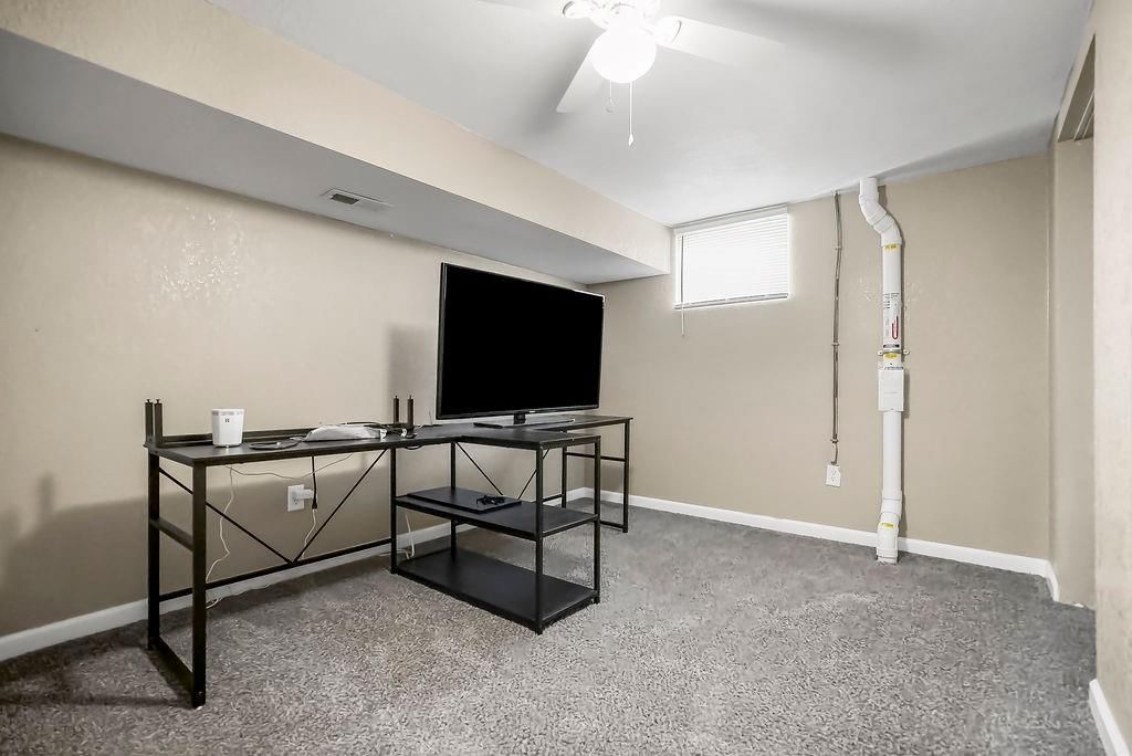 9950 Sloan Avenue — photo 23