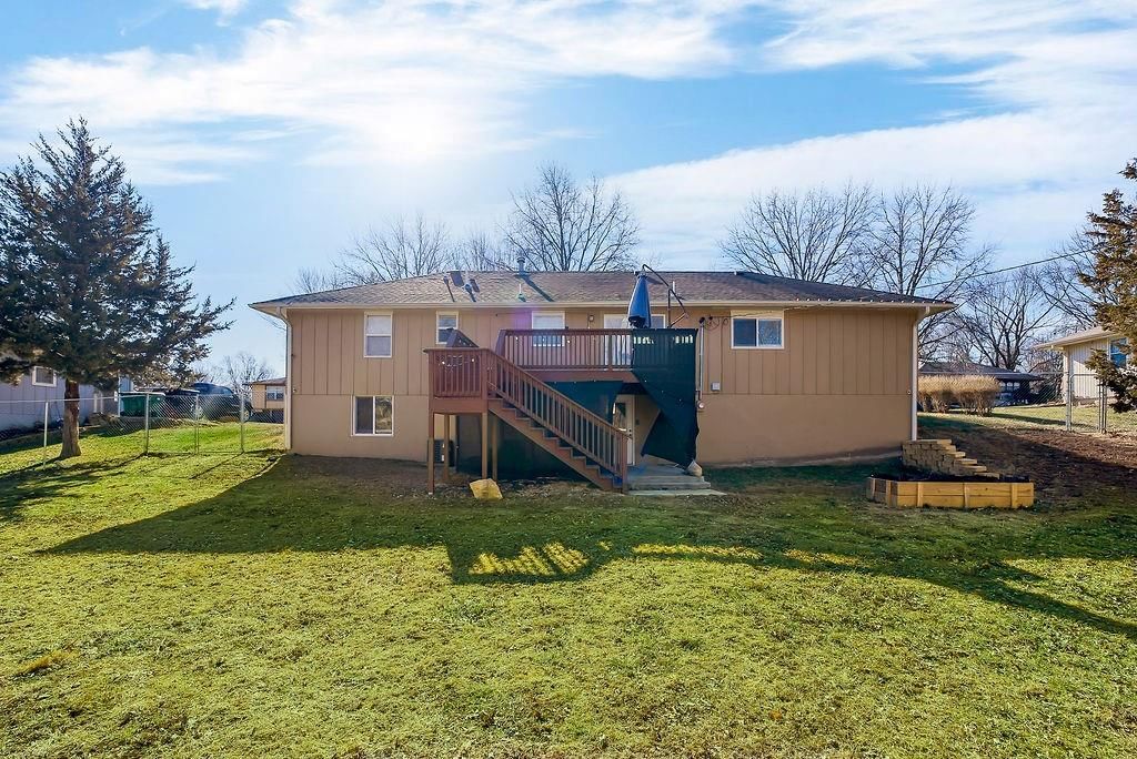9950 Sloan Avenue — photo 25