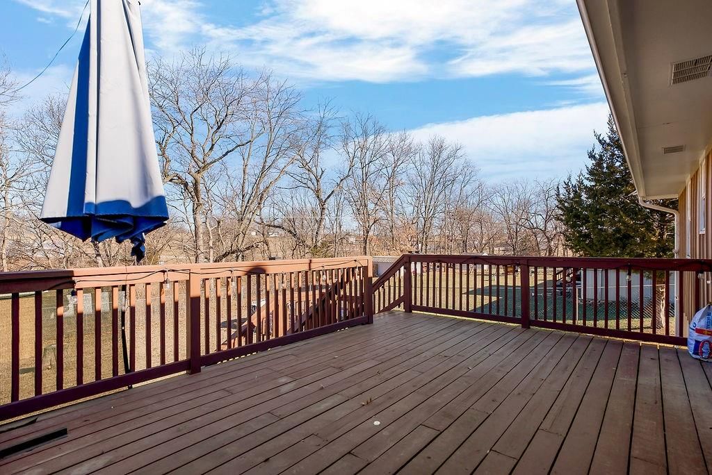9950 Sloan Avenue — photo 28