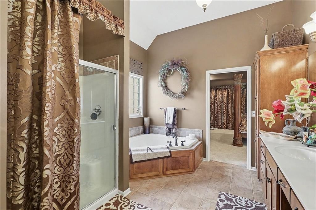 18003 Rollins Drive — photo 16