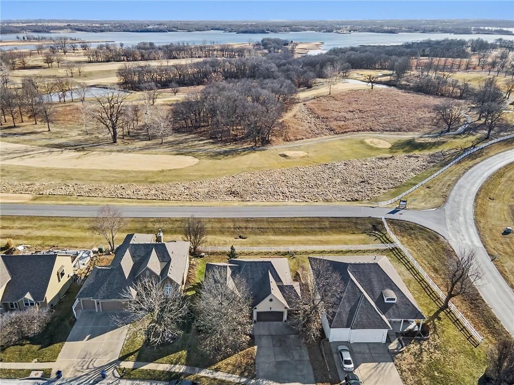 18003 Rollins Drive — photo 32