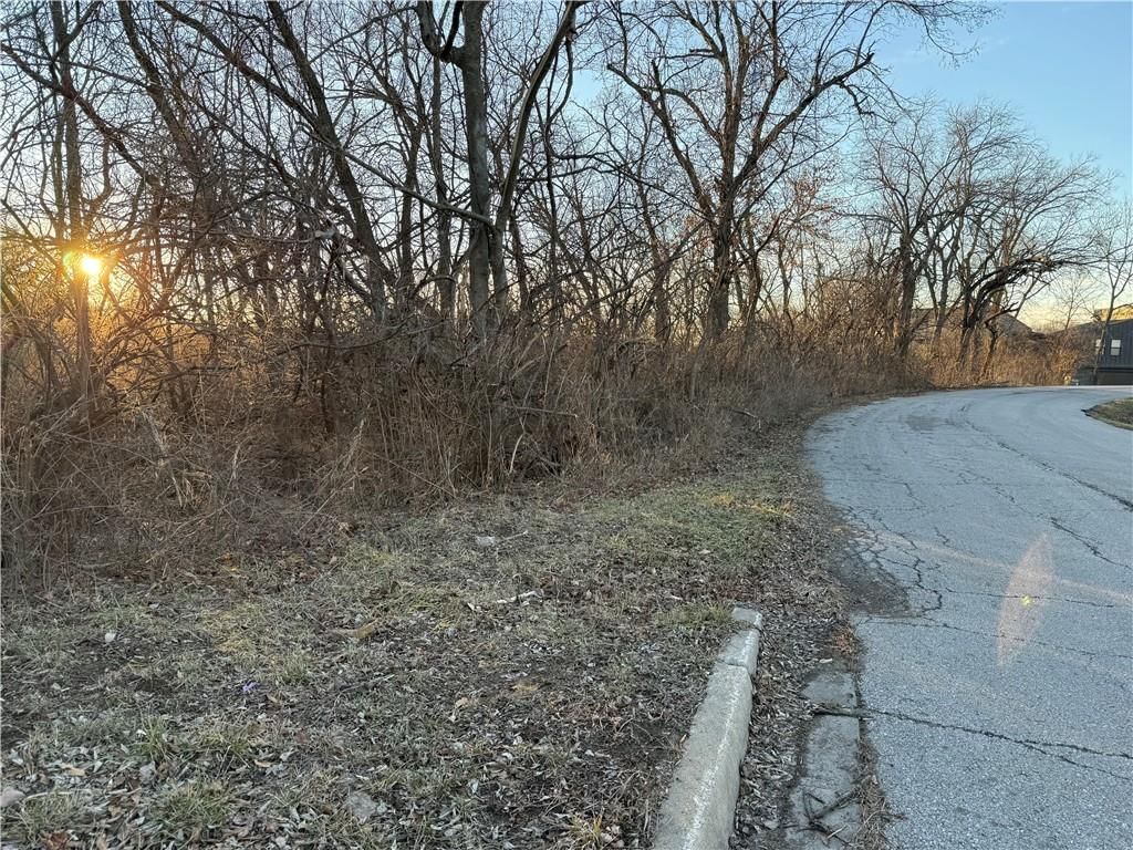 12298 Dr Greaves Road — photo 9