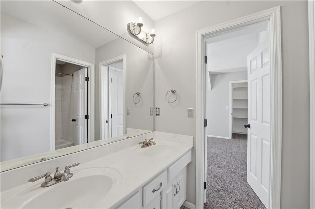 8115 N Cosby Avenue — photo 40