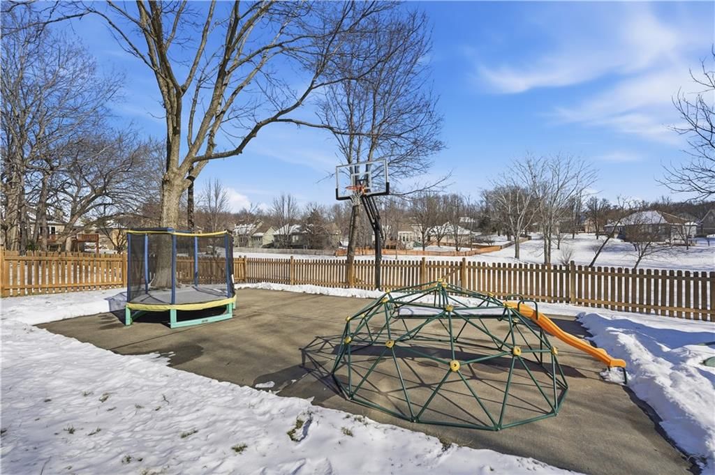 8115 N Cosby Avenue — photo 50