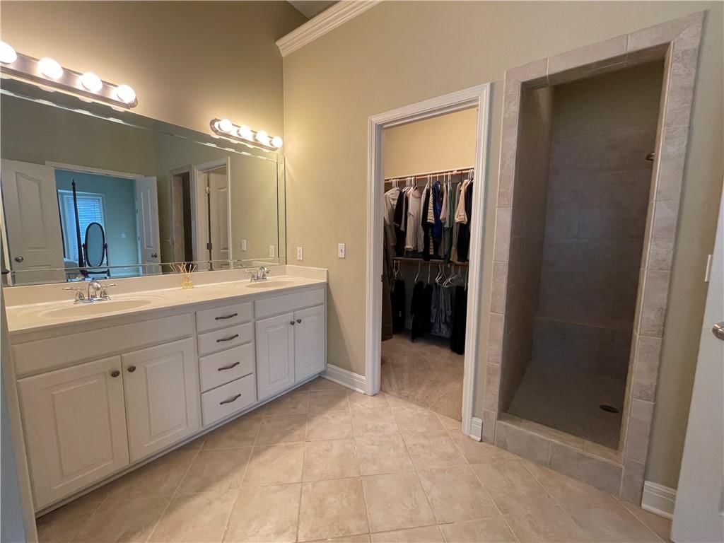 4725 MEADOW VIEW Drive — photo 10