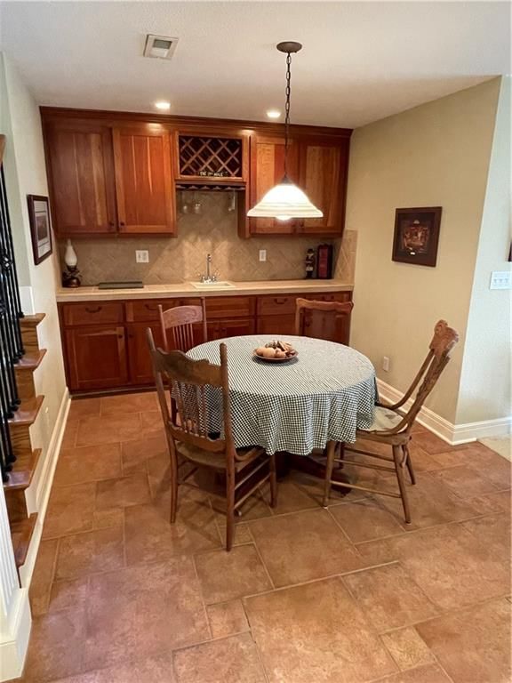 4725 MEADOW VIEW Drive — photo 14