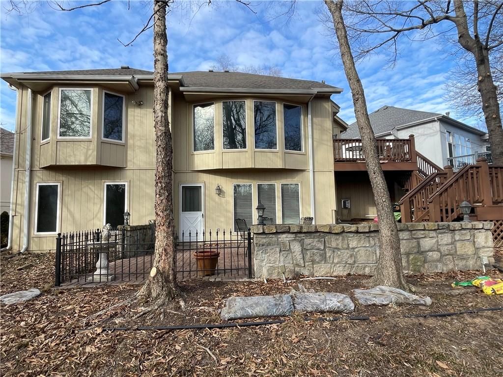 4725 MEADOW VIEW Drive — photo 15