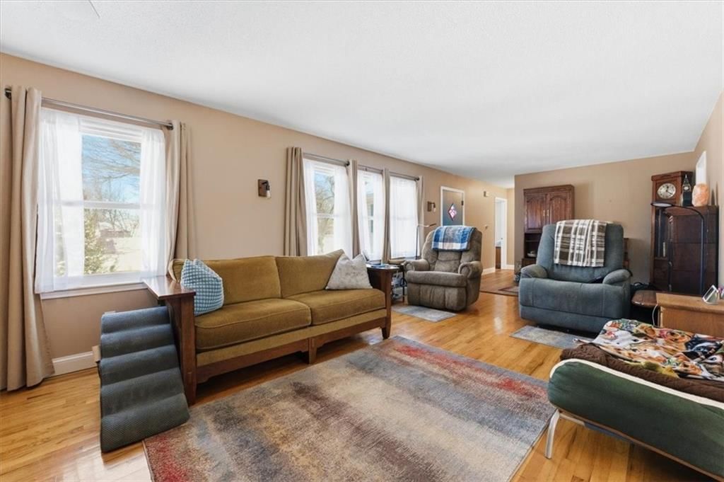 205 W Olive Street — photo 6