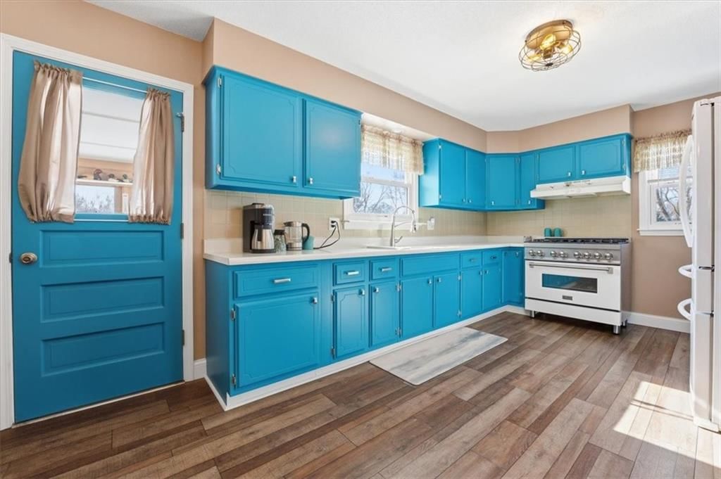 205 W Olive Street — photo 7