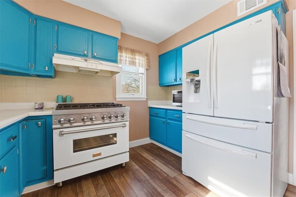 205 W Olive Street — photo 8