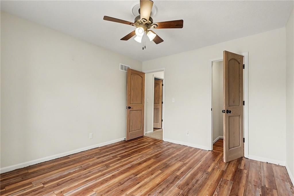 1908 S Lindenwood Drive — photo 19