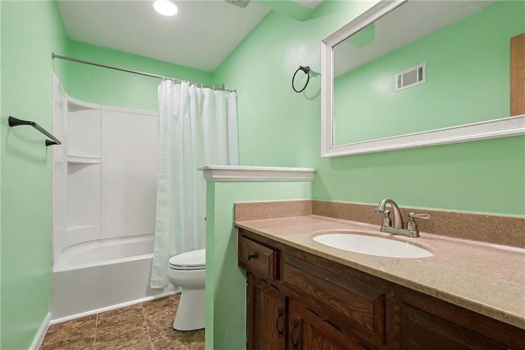 1908 S Lindenwood Drive — photo 25