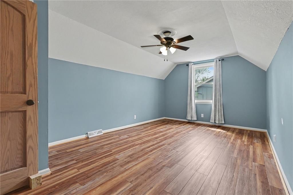 1908 S Lindenwood Drive — photo 26