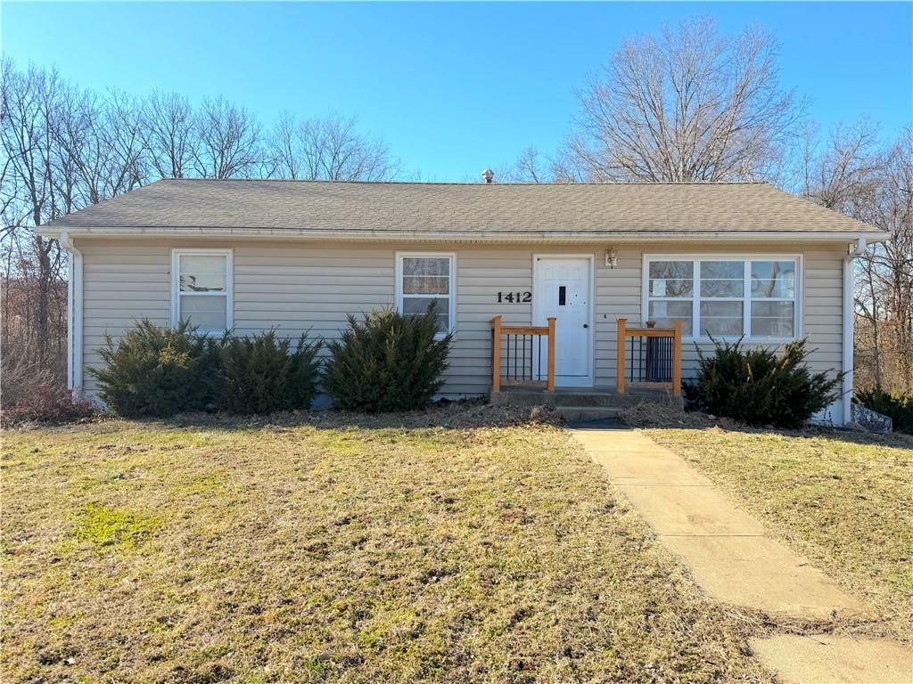 1412 Ridgeway Drive — photo 1