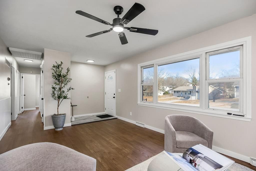 3807 E 106th Terrace — photo 3