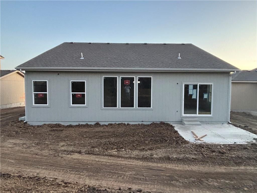18280 W 166th Street — photo 2