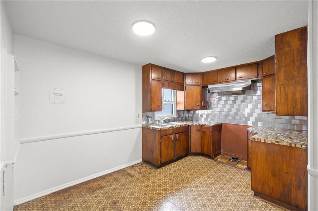817 N 82nd Street — photo 9