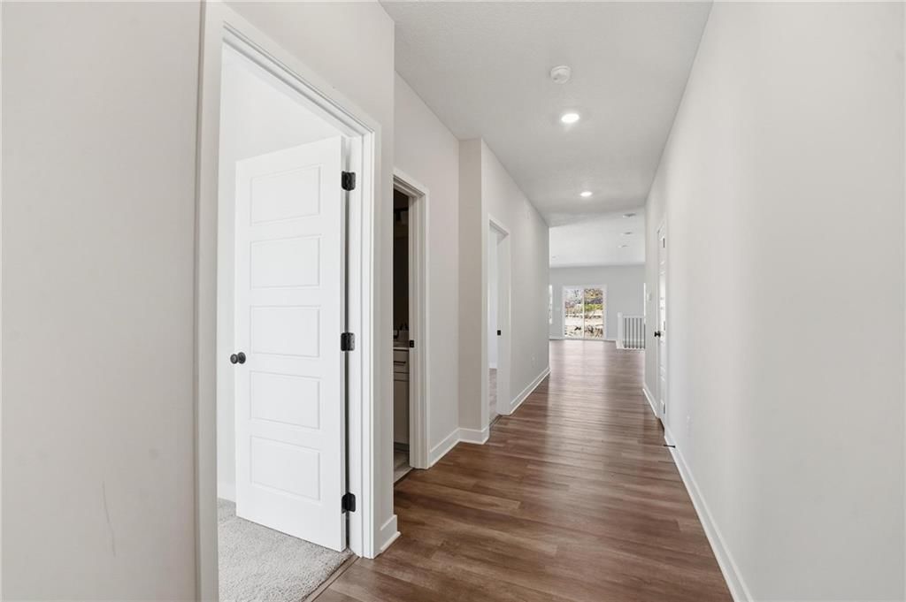 18304 W 166th Street — photo 3