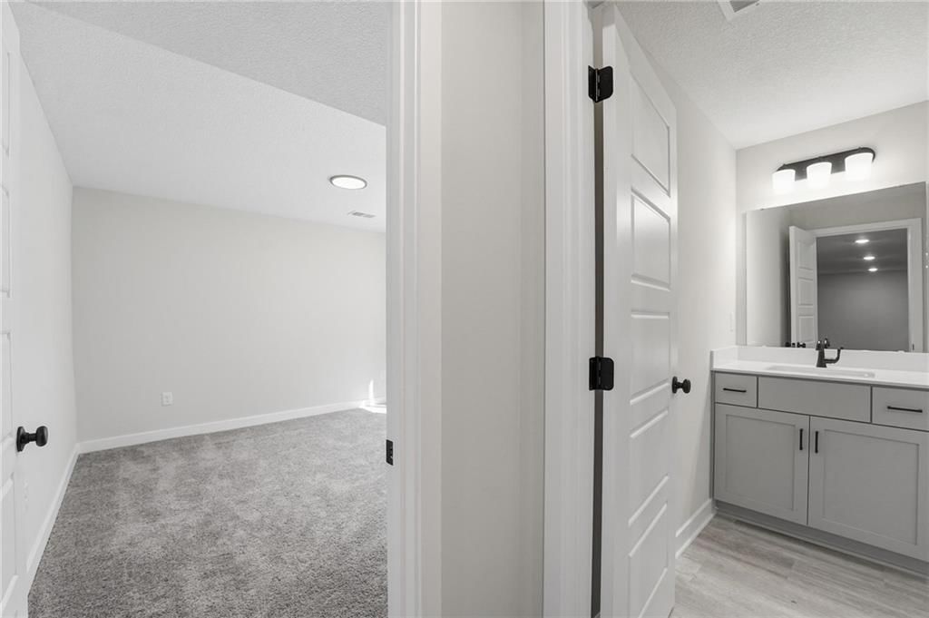 18304 W 166th Street — photo 33
