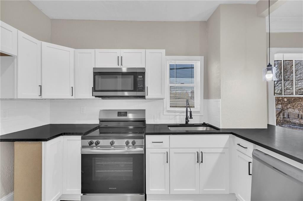 1406 E 45th Street — photo 14