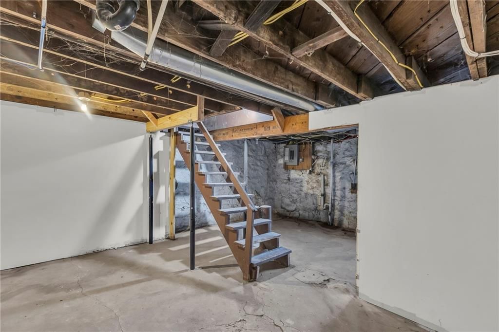 1406 E 45th Street — photo 26