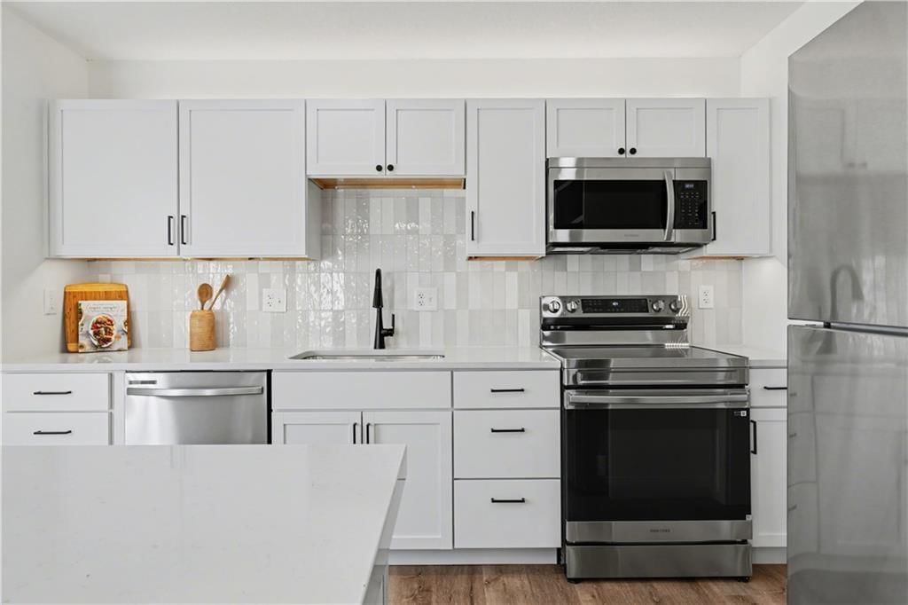 5005 Grandview Street — photo 13