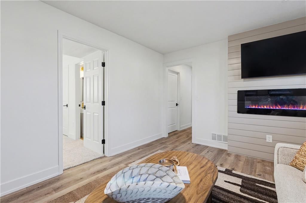 5005 Grandview Street — photo 30