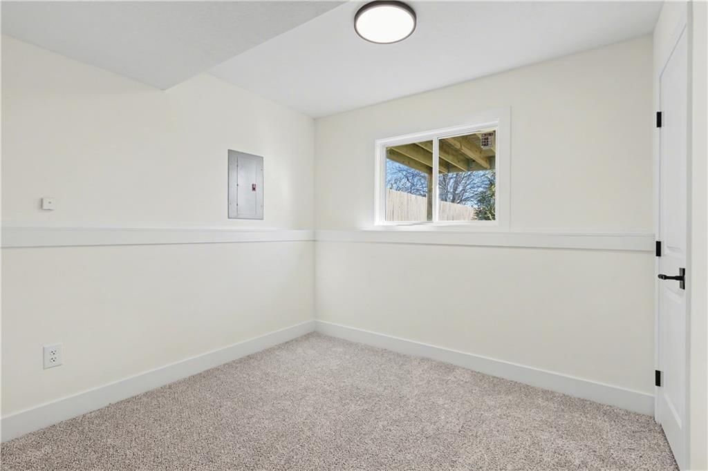 5005 Grandview Street — photo 31
