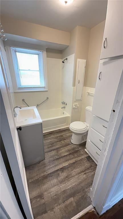 4034 Agnes Avenue — photo 12