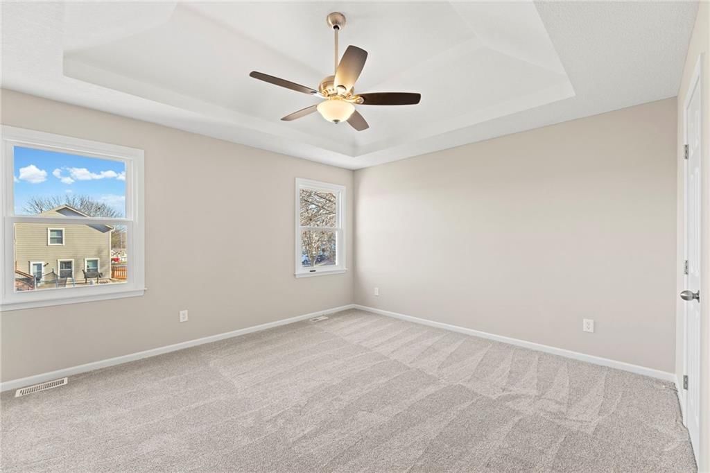 8615 N Wayland Avenue — photo 14