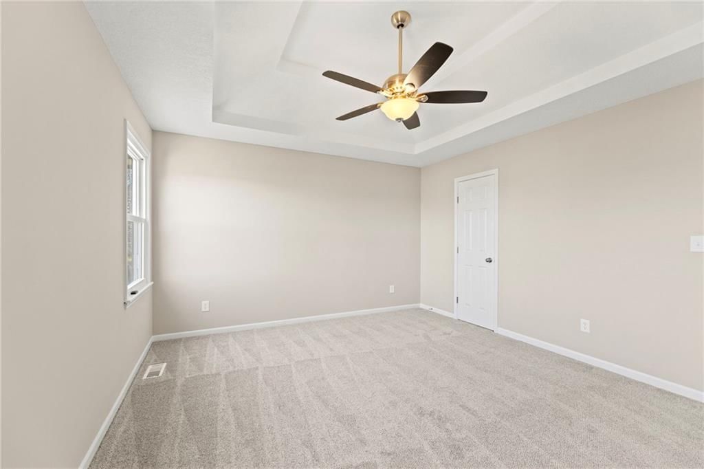 8615 N Wayland Avenue — photo 15