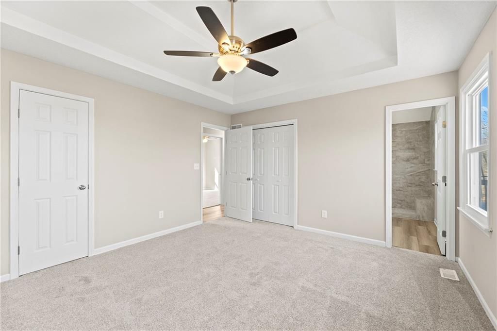 8615 N Wayland Avenue — photo 16