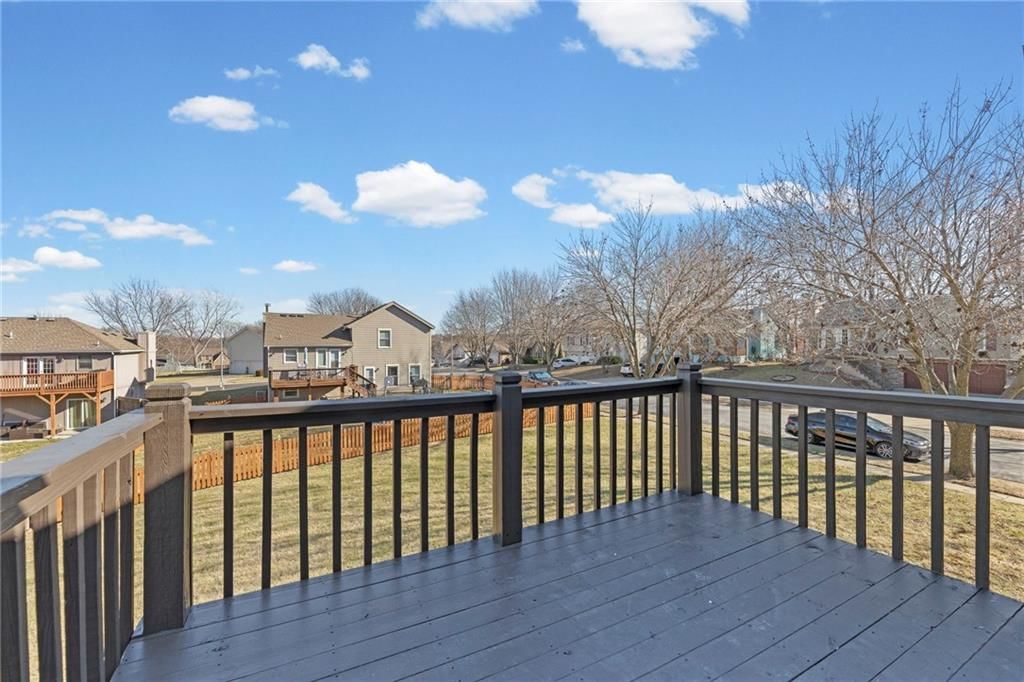 8615 N Wayland Avenue — photo 27