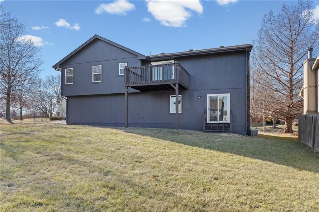 8615 N Wayland Avenue — photo 31