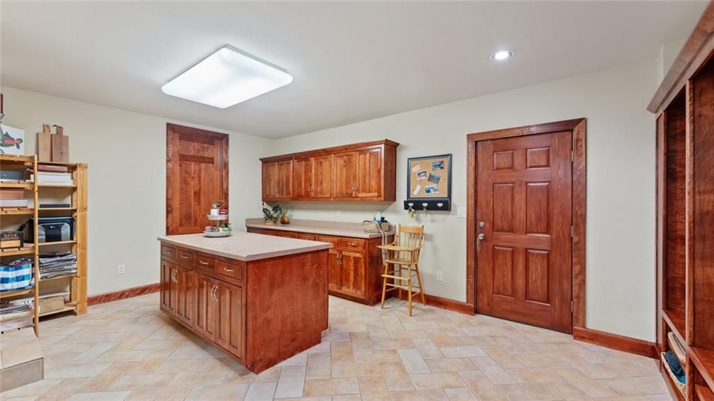 146 Country Club Drive — photo 35