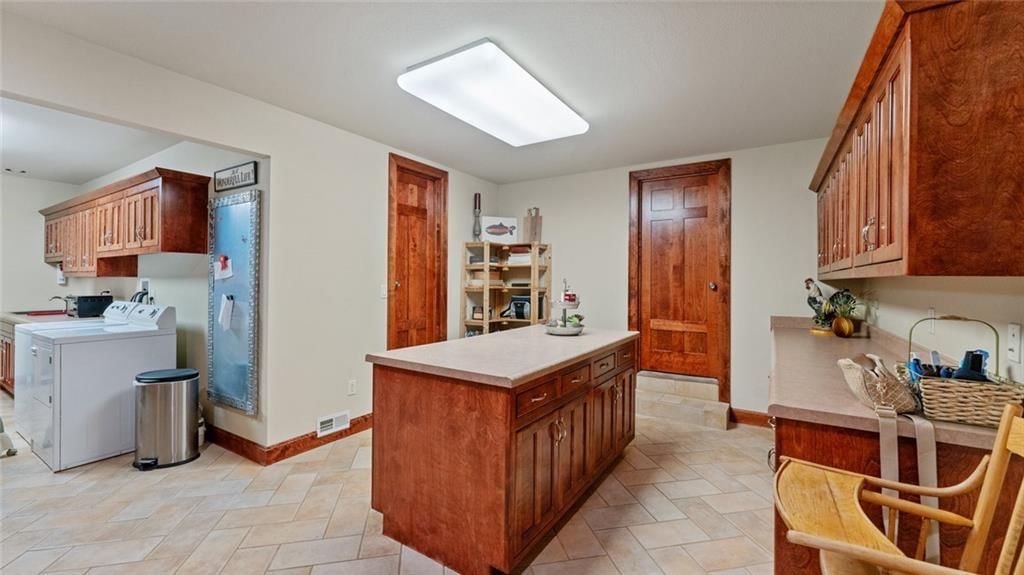 146 Country Club Drive — photo 36