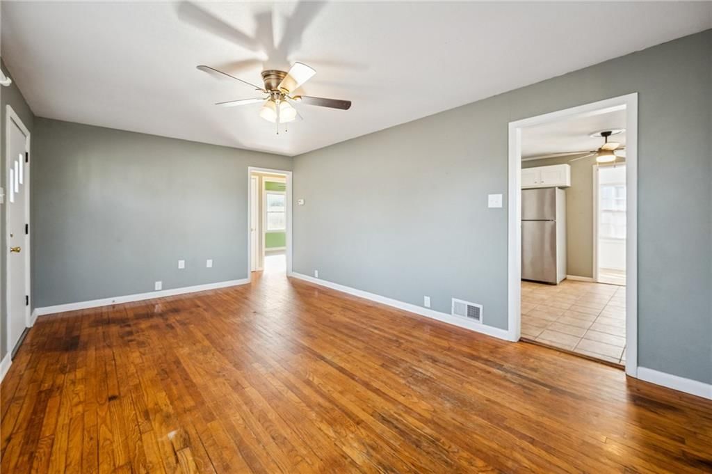 1300 Todd Street — photo 9