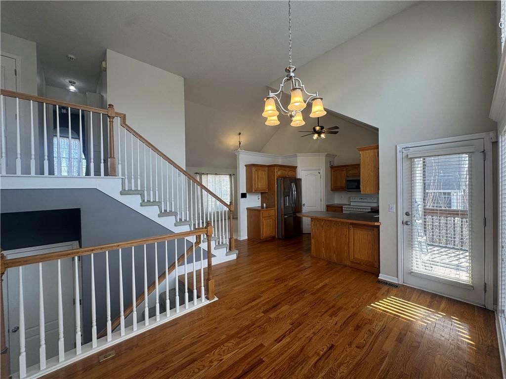 1829 White Tail Lane — photo 11