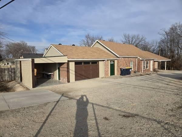 2249 Blue Ridge Boulevard — photo 1