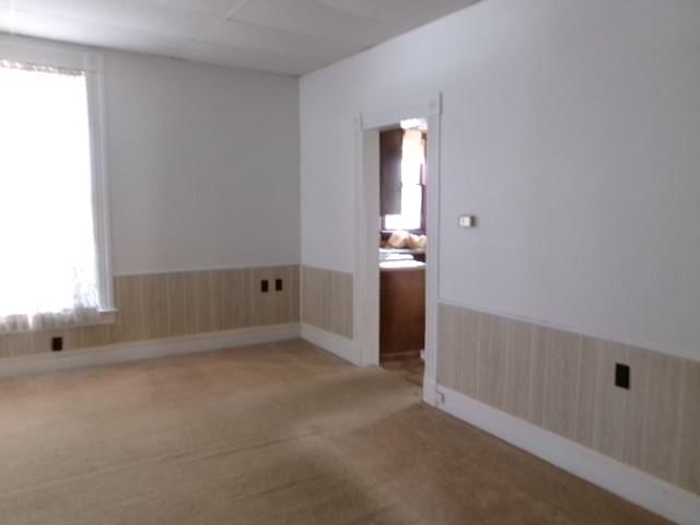 407 W 10th Street — photo 11
