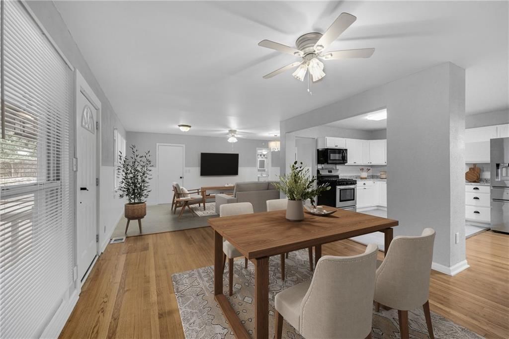 2700 Englewood Terrace — photo 4