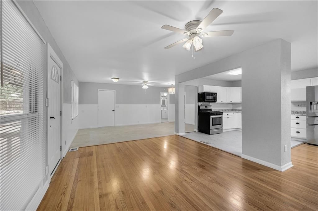 2700 Englewood Terrace — photo 5