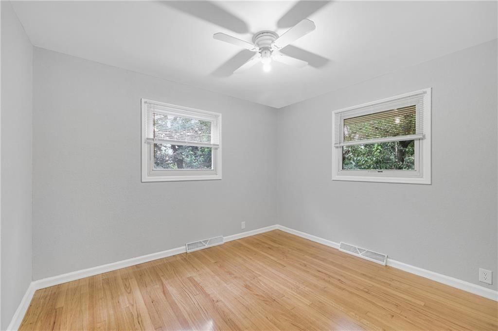 2700 Englewood Terrace — photo 22
